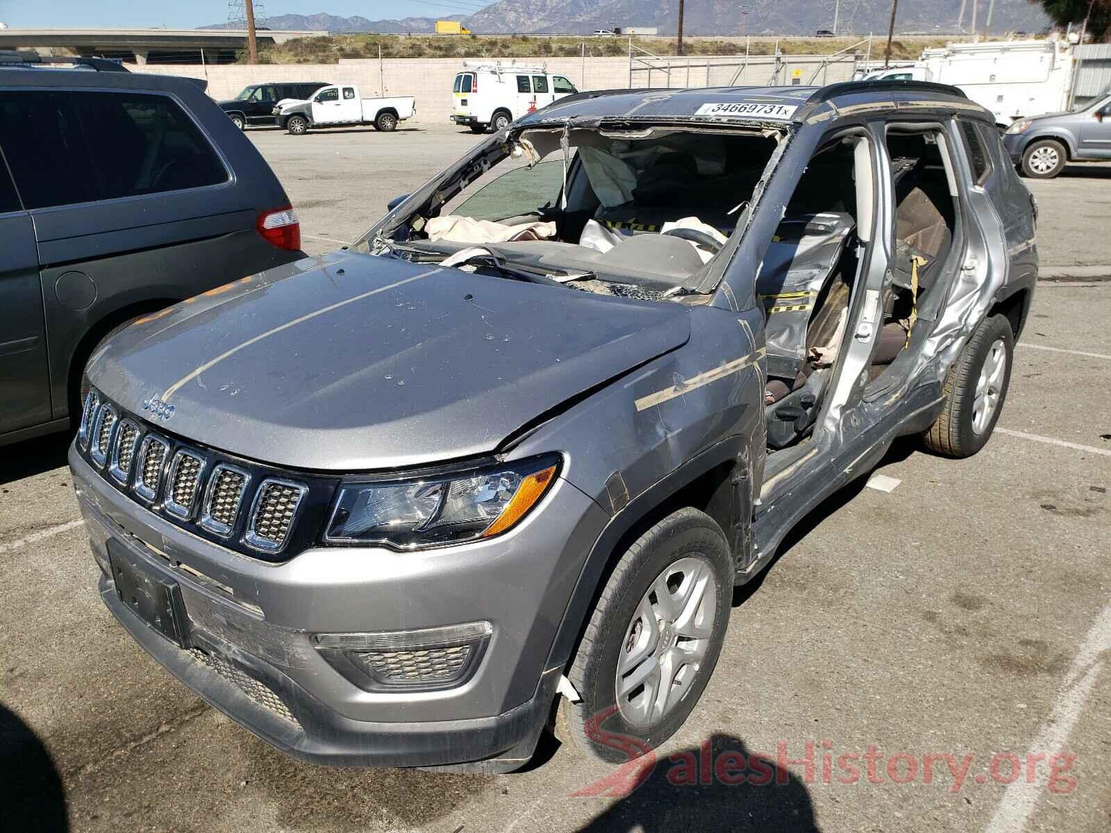 3C4NJCAB0JT136962 2018 JEEP COMPASS