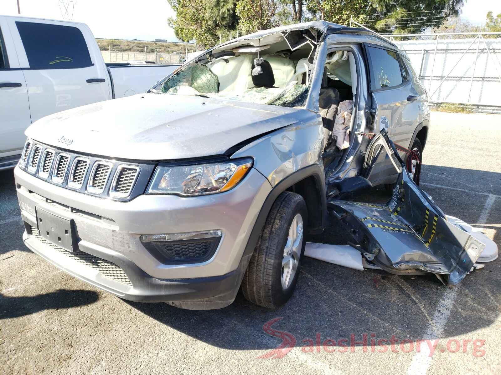 3C4NJCAB9JT136961 2018 JEEP COMPASS