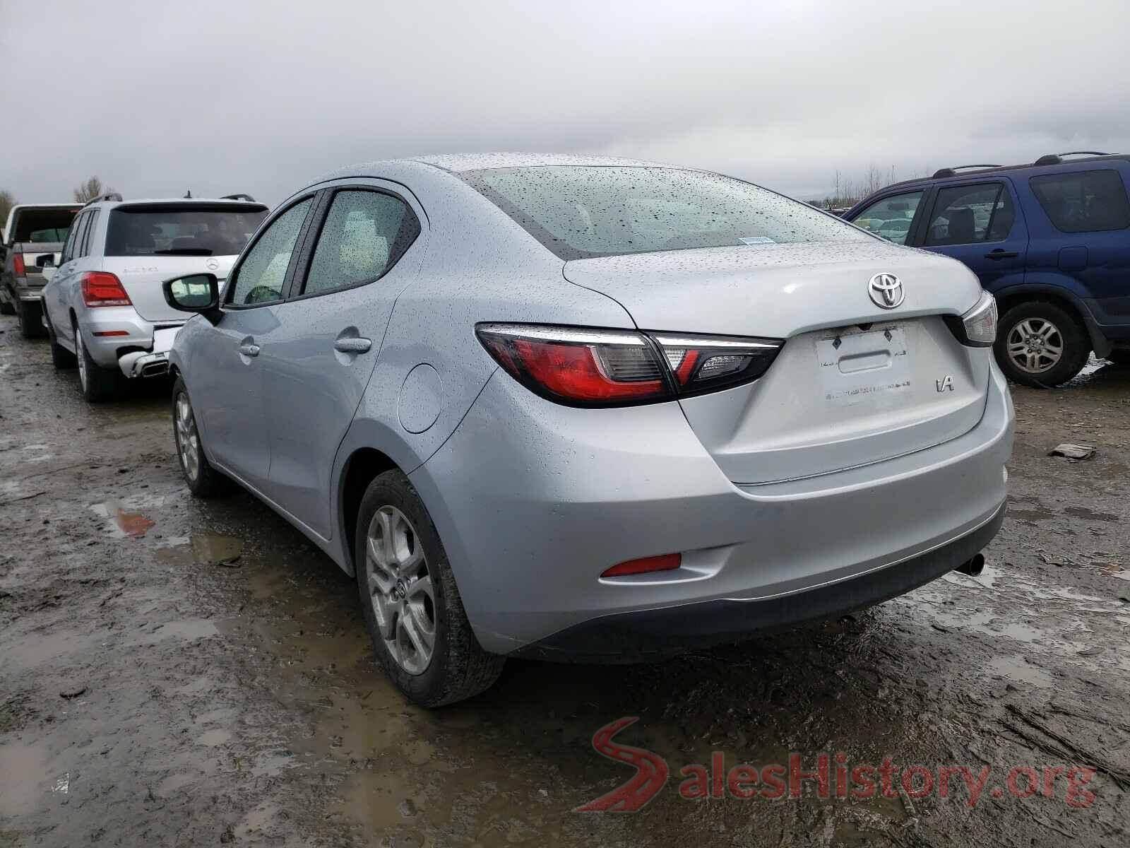 3MYDLBYV0JY328029 2018 TOYOTA YARIS