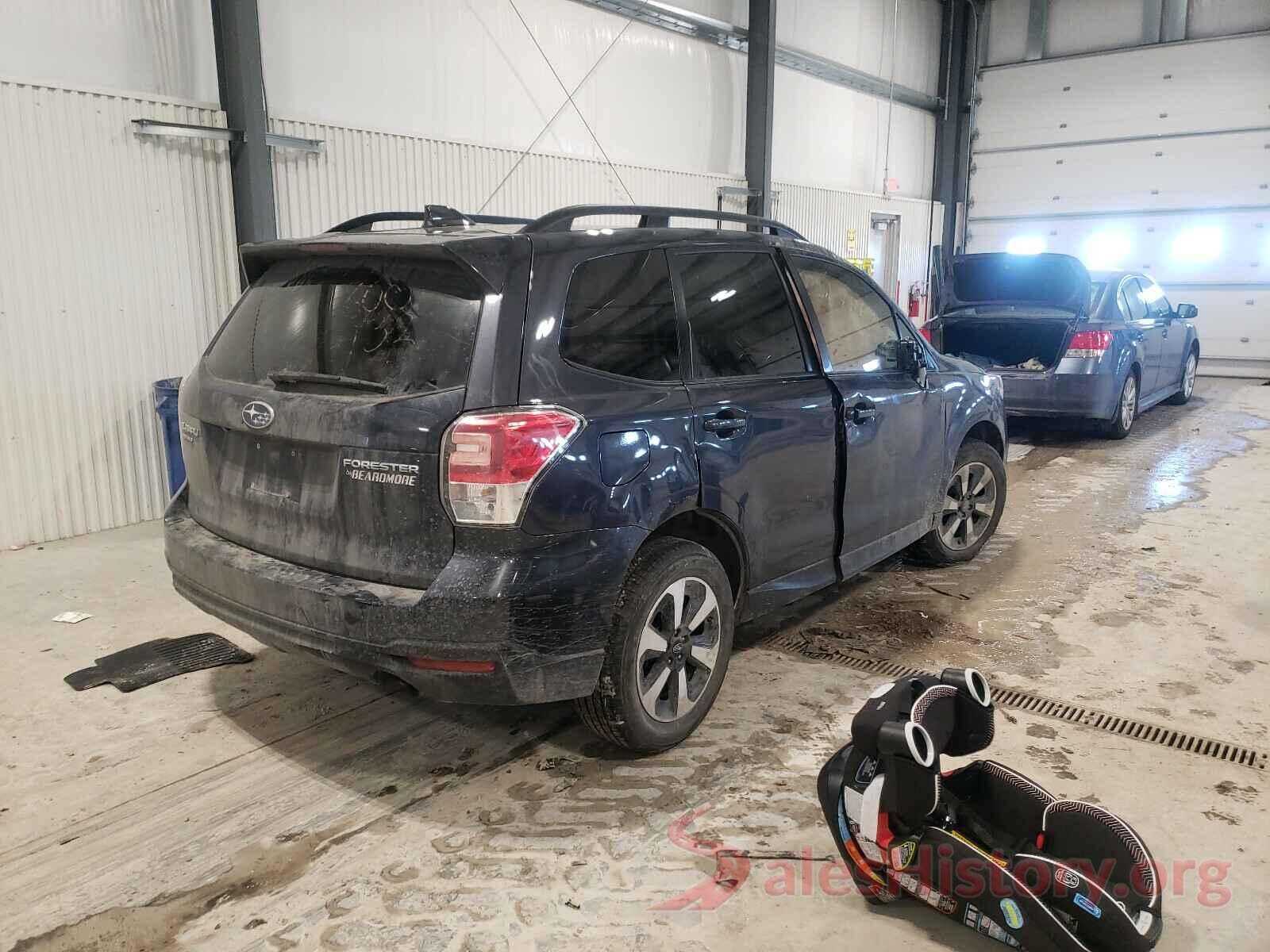 JF2SJAGC2JH462334 2018 SUBARU FORESTER