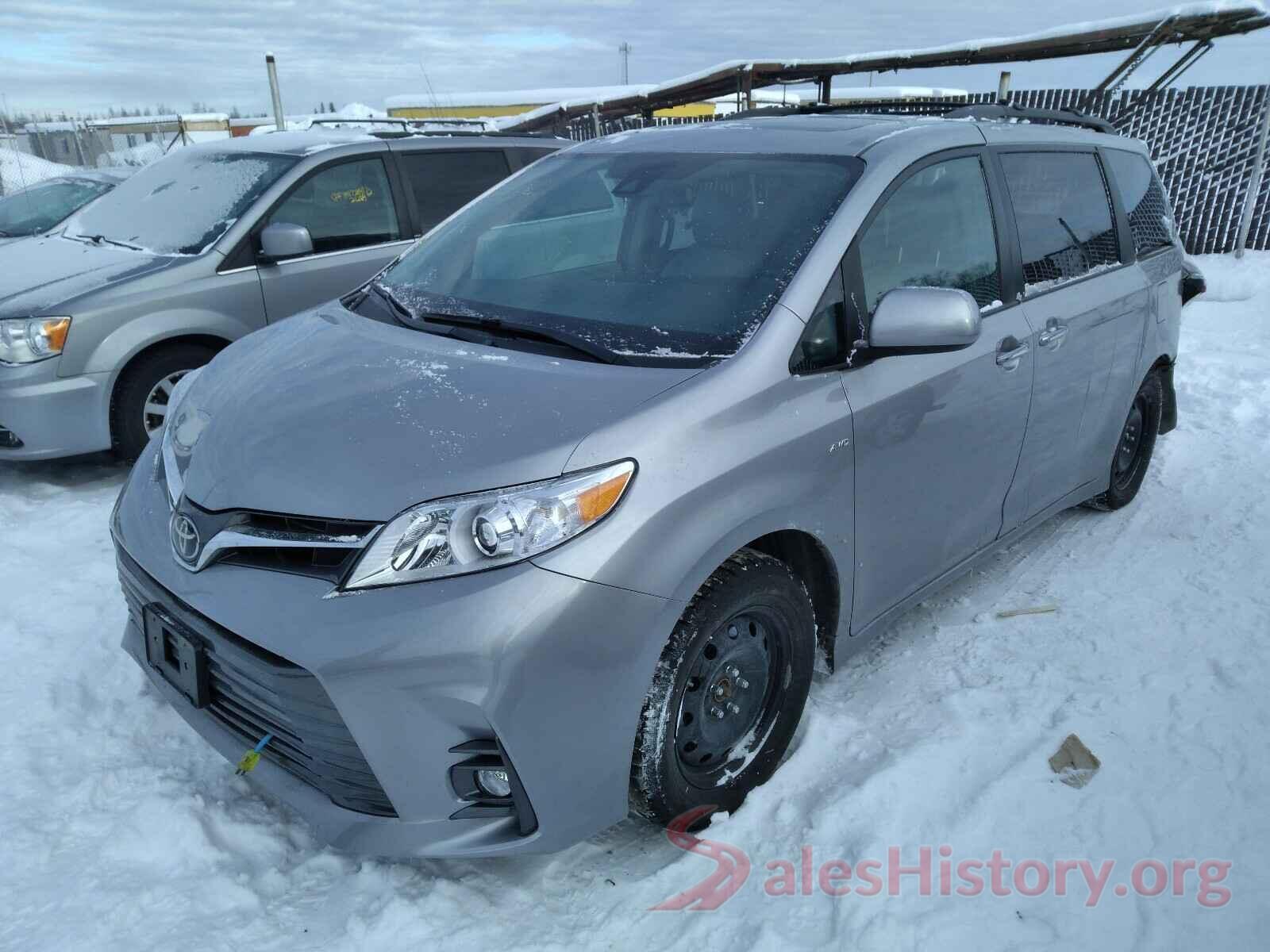 5TDDZ3DC6JS197056 2018 TOYOTA SIENNA