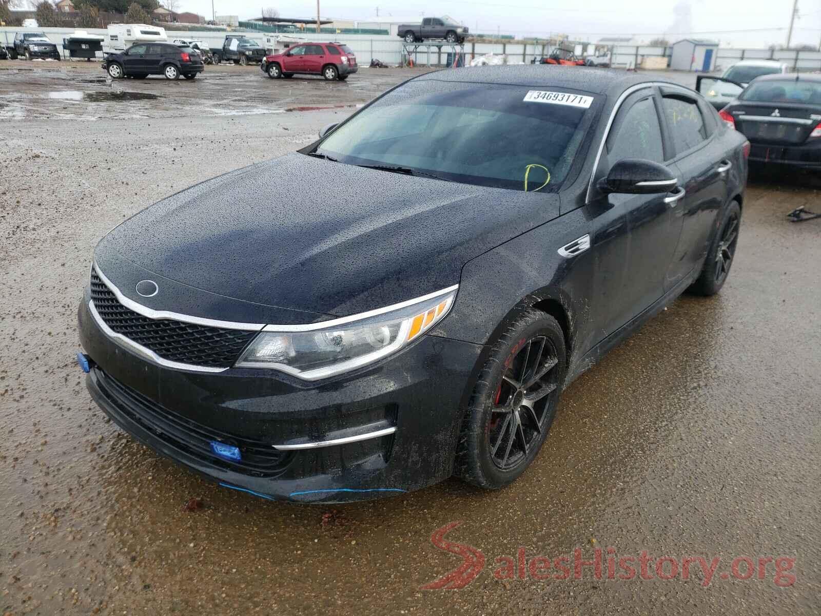 5XXGT4L35JG214002 2018 KIA OPTIMA