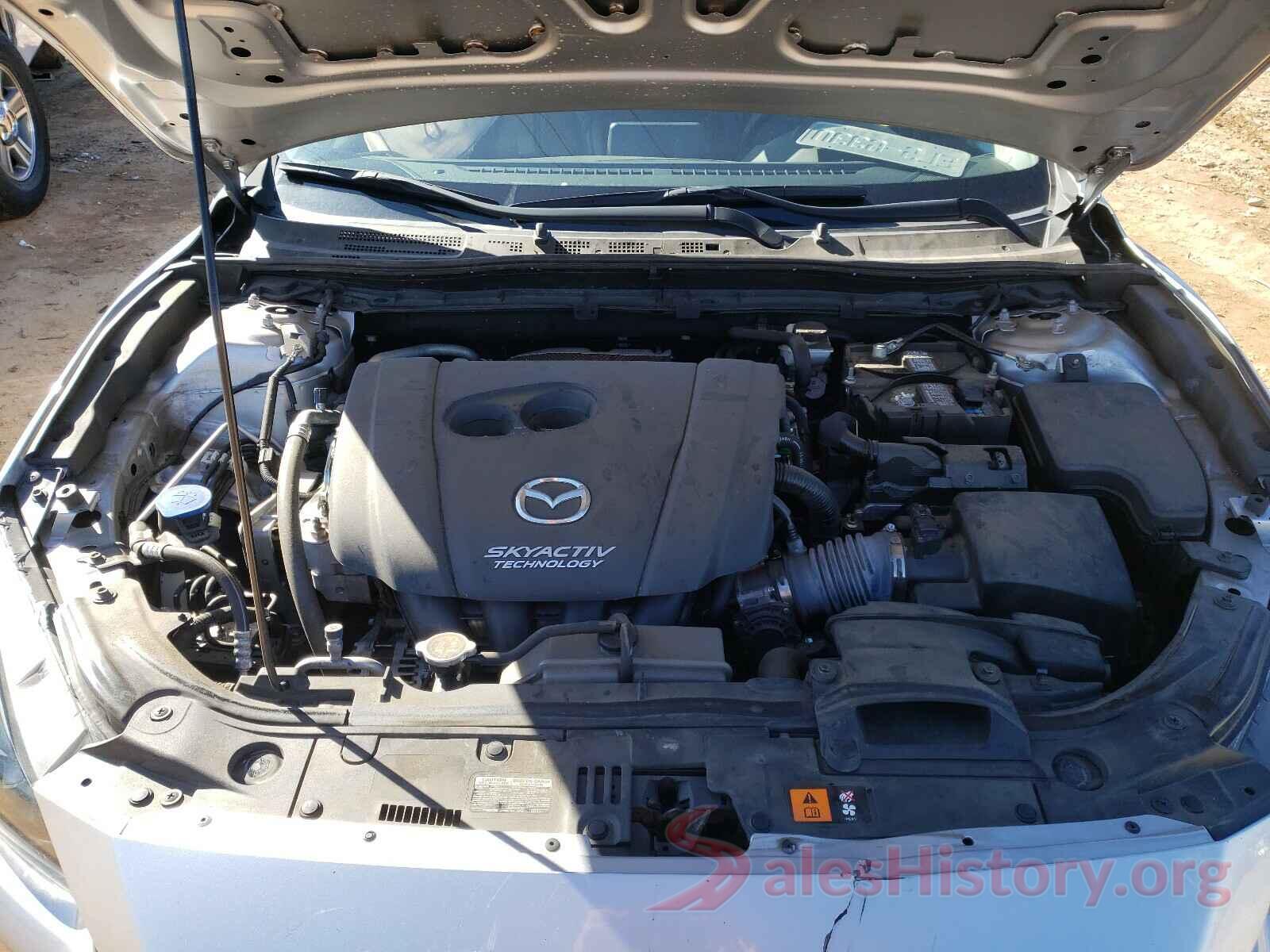 3MZBN1V38JM214748 2018 MAZDA 3