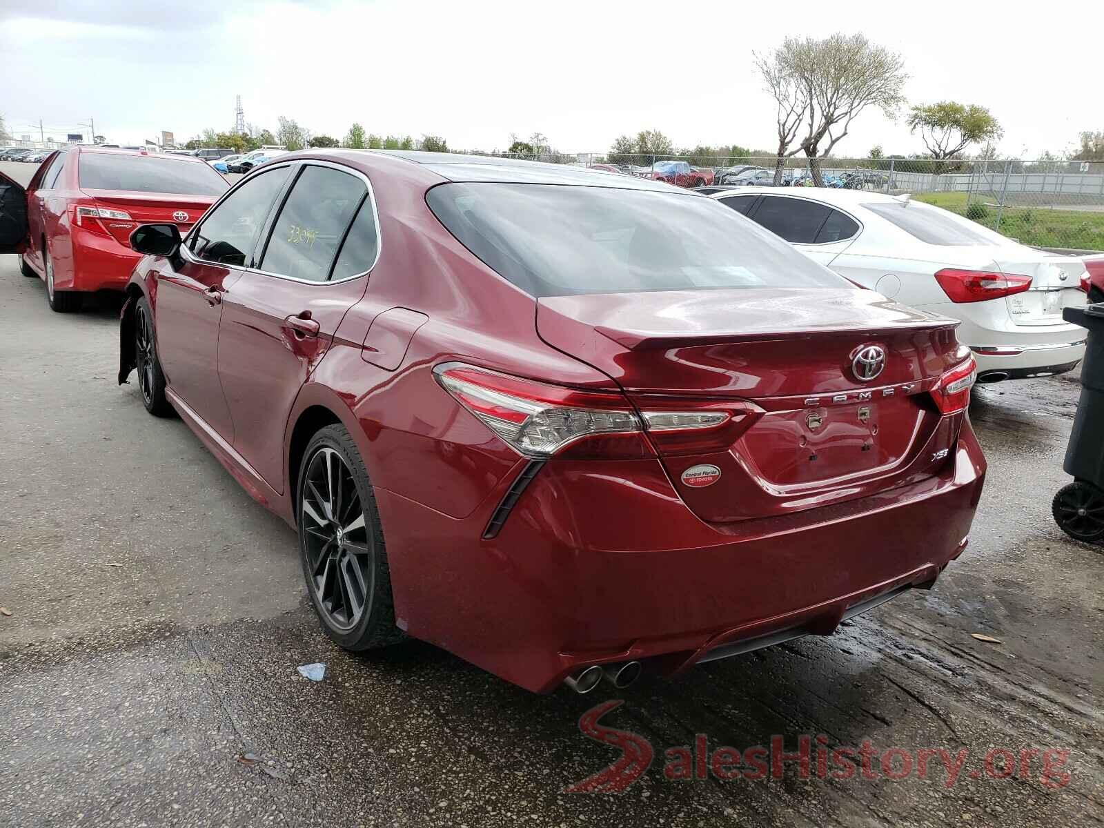 4T1B61HK8JU589890 2018 TOYOTA CAMRY