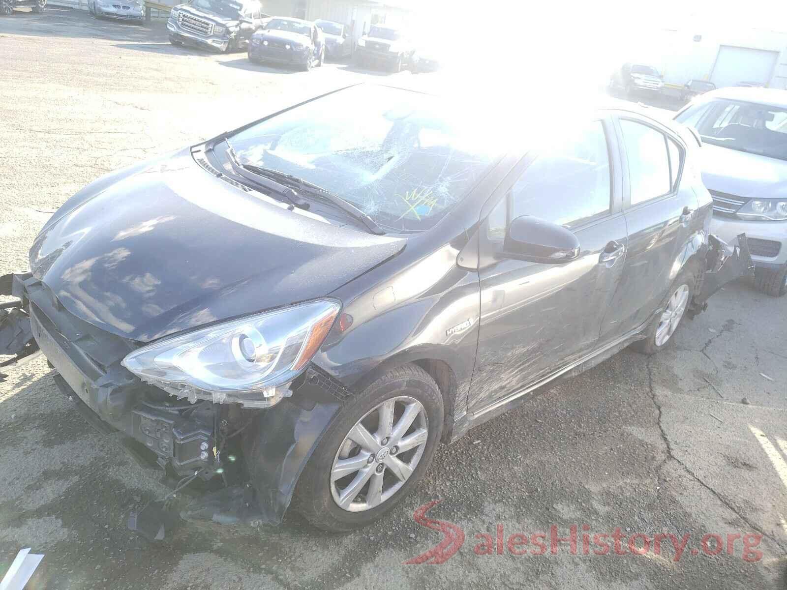 JTDKDTB30H1592267 2017 TOYOTA PRIUS