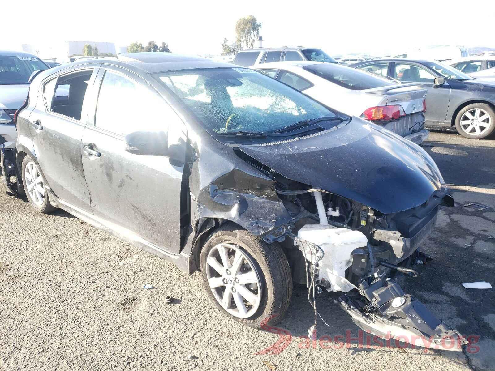 JTDKDTB30H1592267 2017 TOYOTA PRIUS