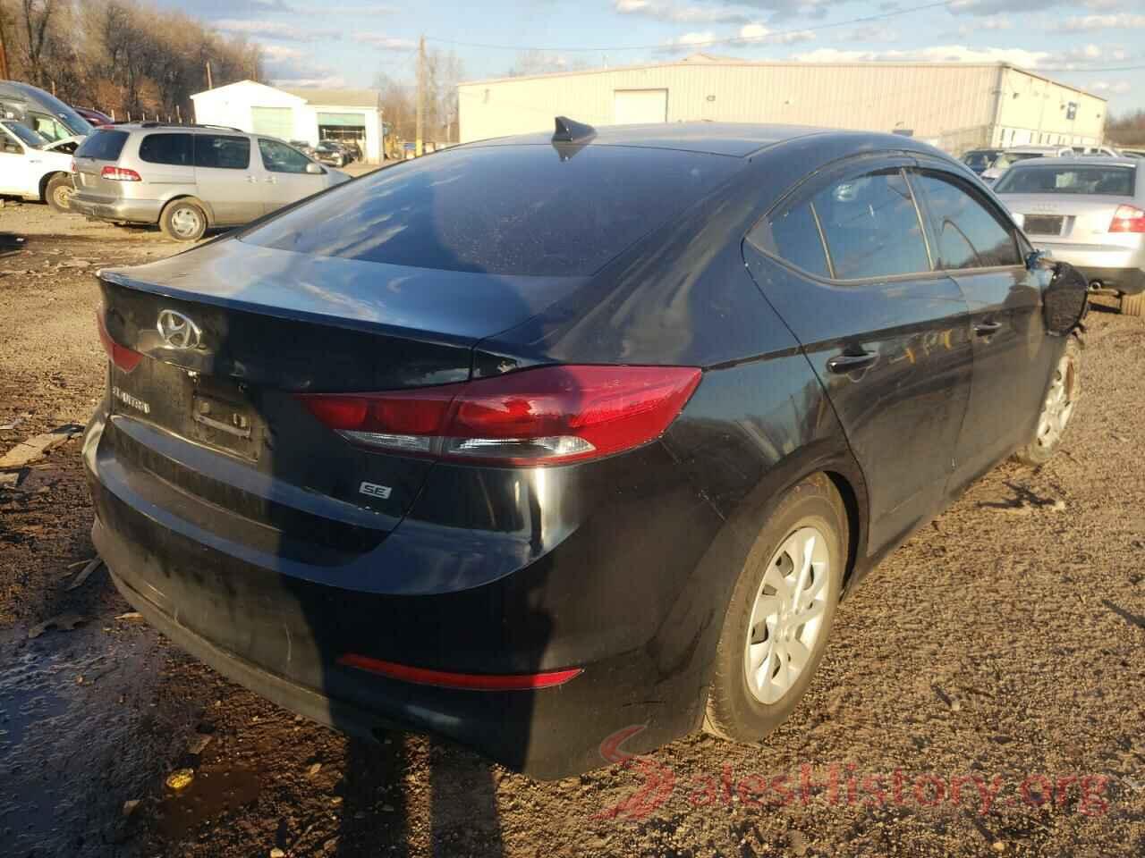 5NPD74LF3JH393940 2018 HYUNDAI ELANTRA