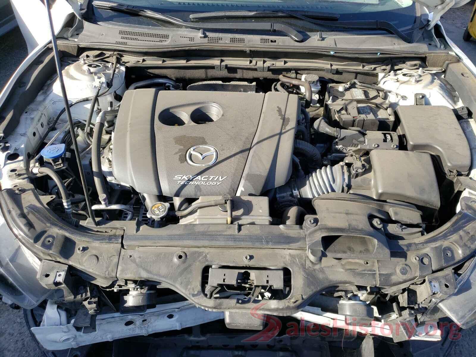 3MZBN1L35JM261397 2018 MAZDA 3