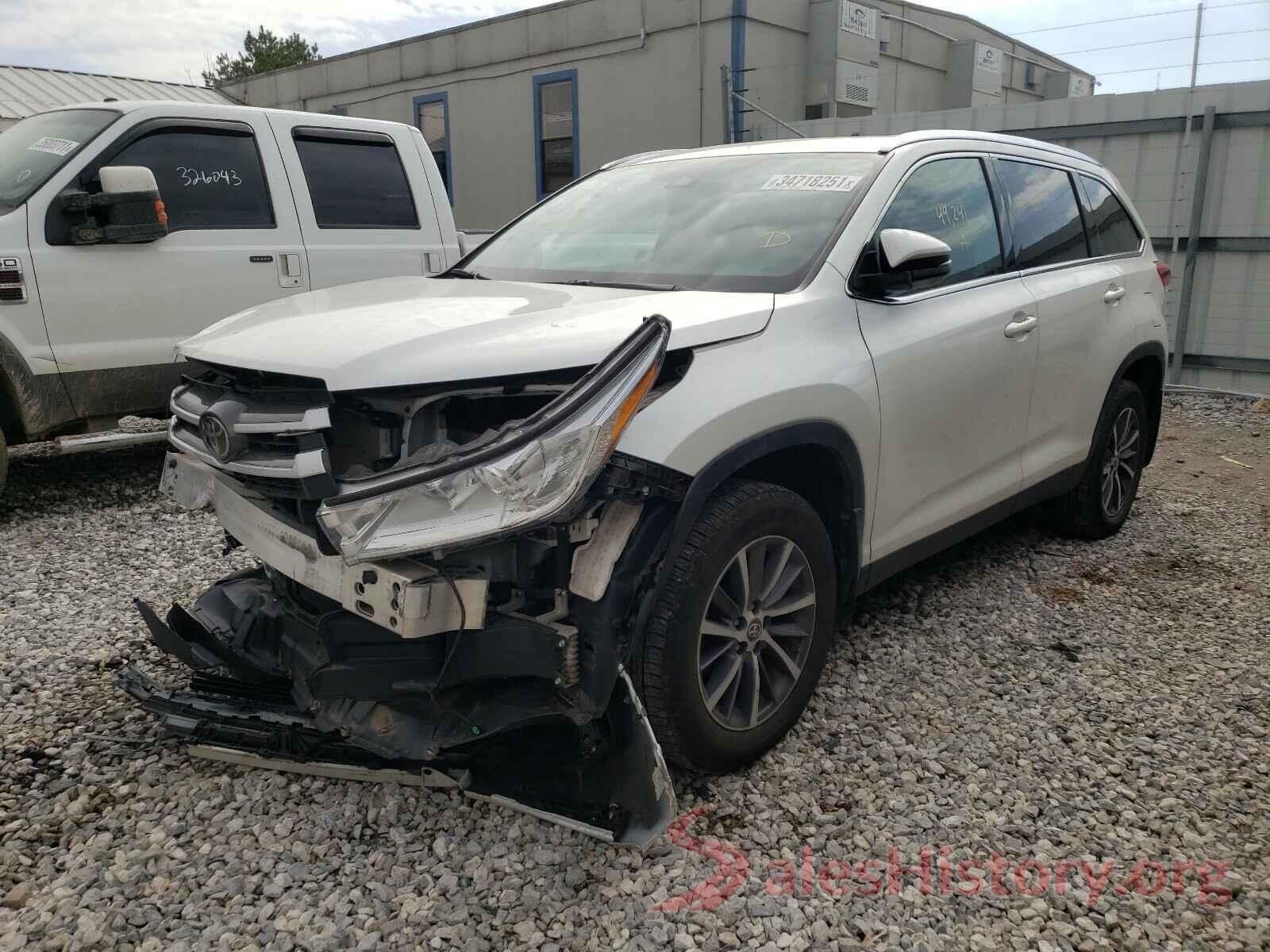 5TDKZRFH0KS307216 2019 TOYOTA HIGHLANDER