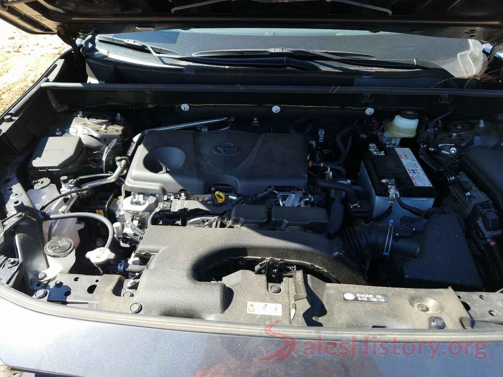 JTMH1RFV9KJ015729 2019 TOYOTA RAV4