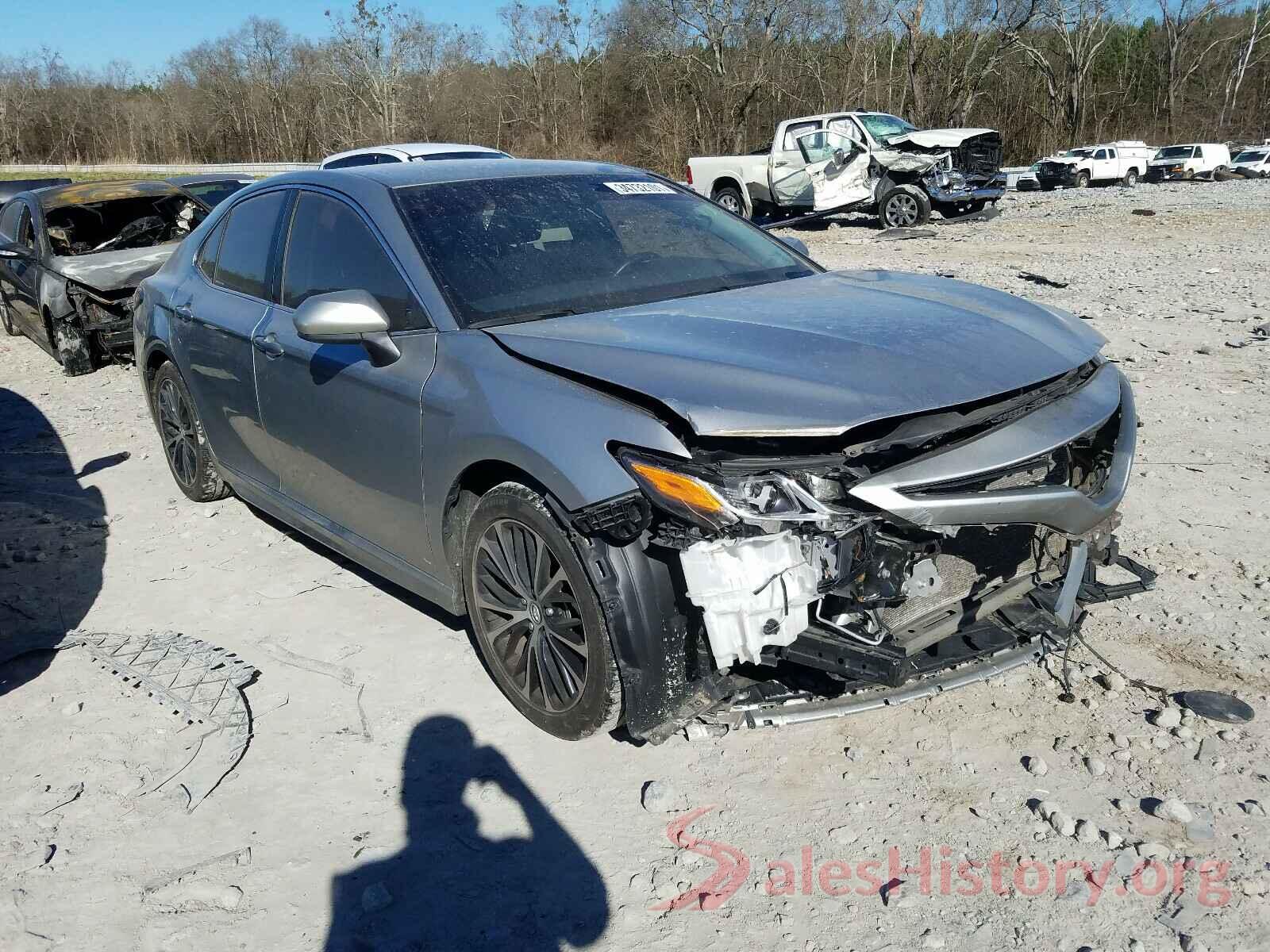 4T1B11HK6JU016288 2018 TOYOTA CAMRY