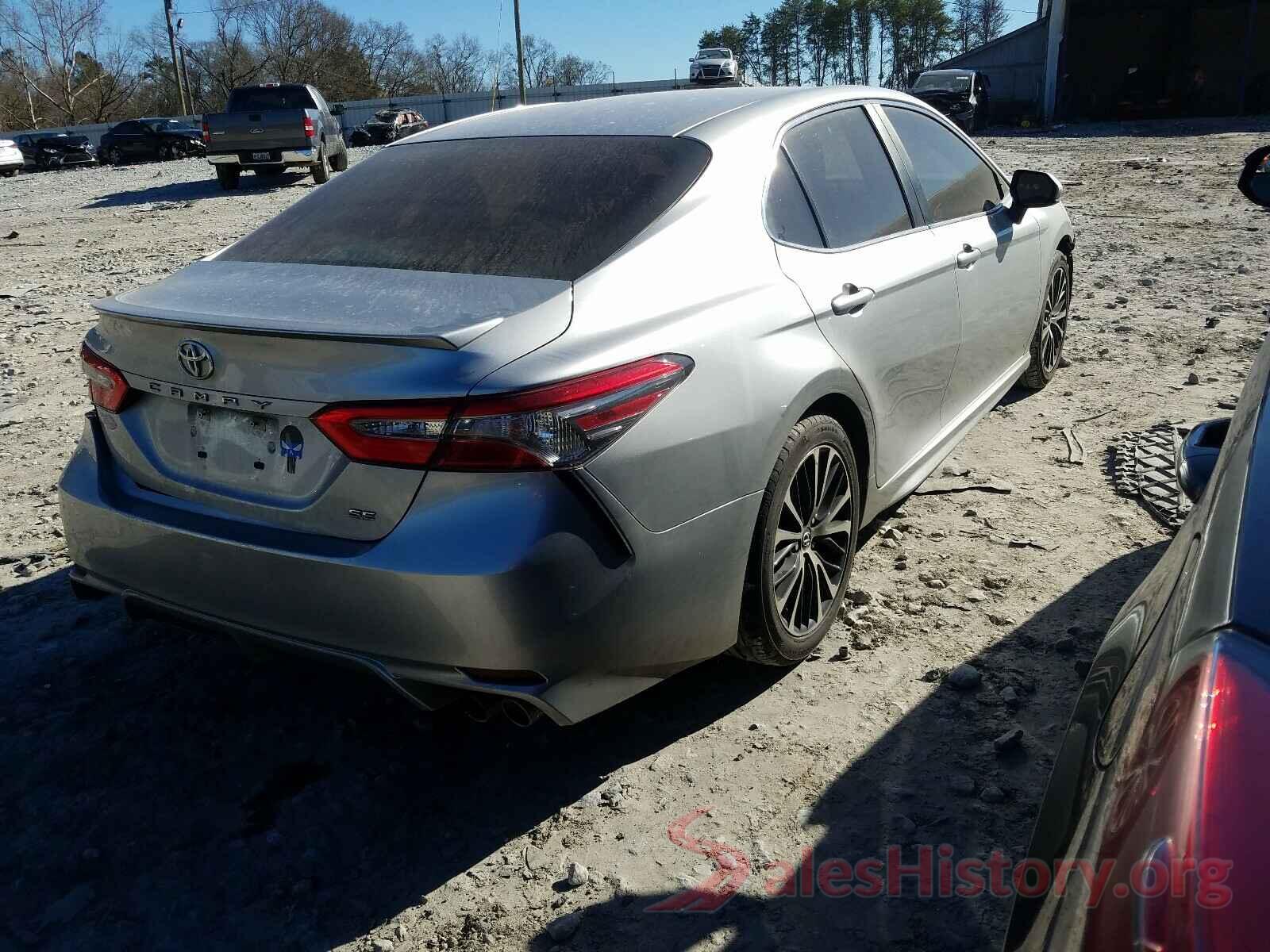 4T1B11HK6JU016288 2018 TOYOTA CAMRY