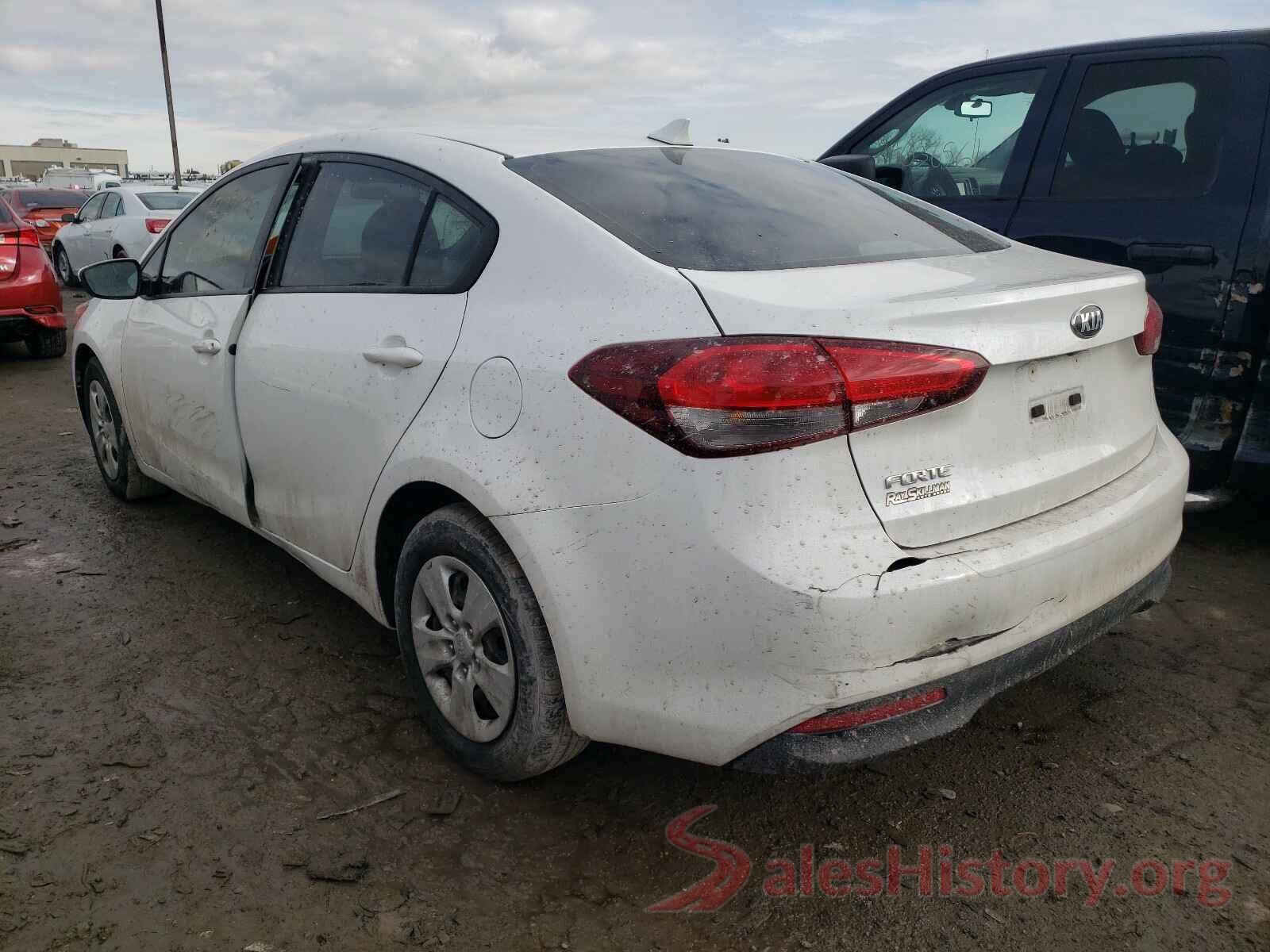 3KPFL4A76HE061618 2017 KIA FORTE