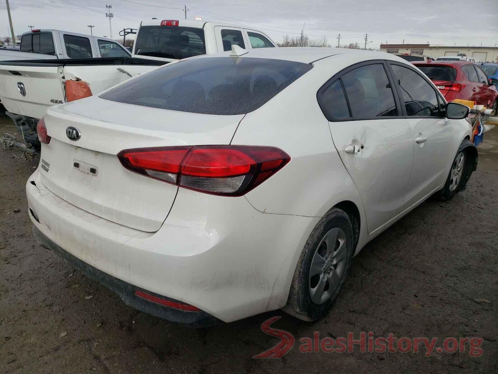 3KPFL4A76HE061618 2017 KIA FORTE