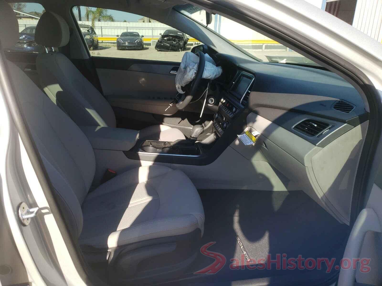 5NPE24AF2KH798100 2019 HYUNDAI SONATA