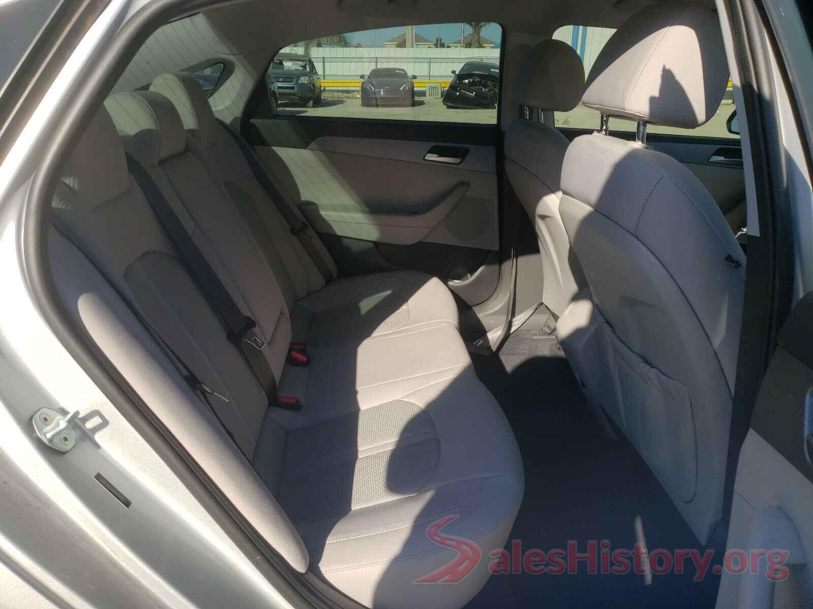 5NPE24AF2KH798100 2019 HYUNDAI SONATA