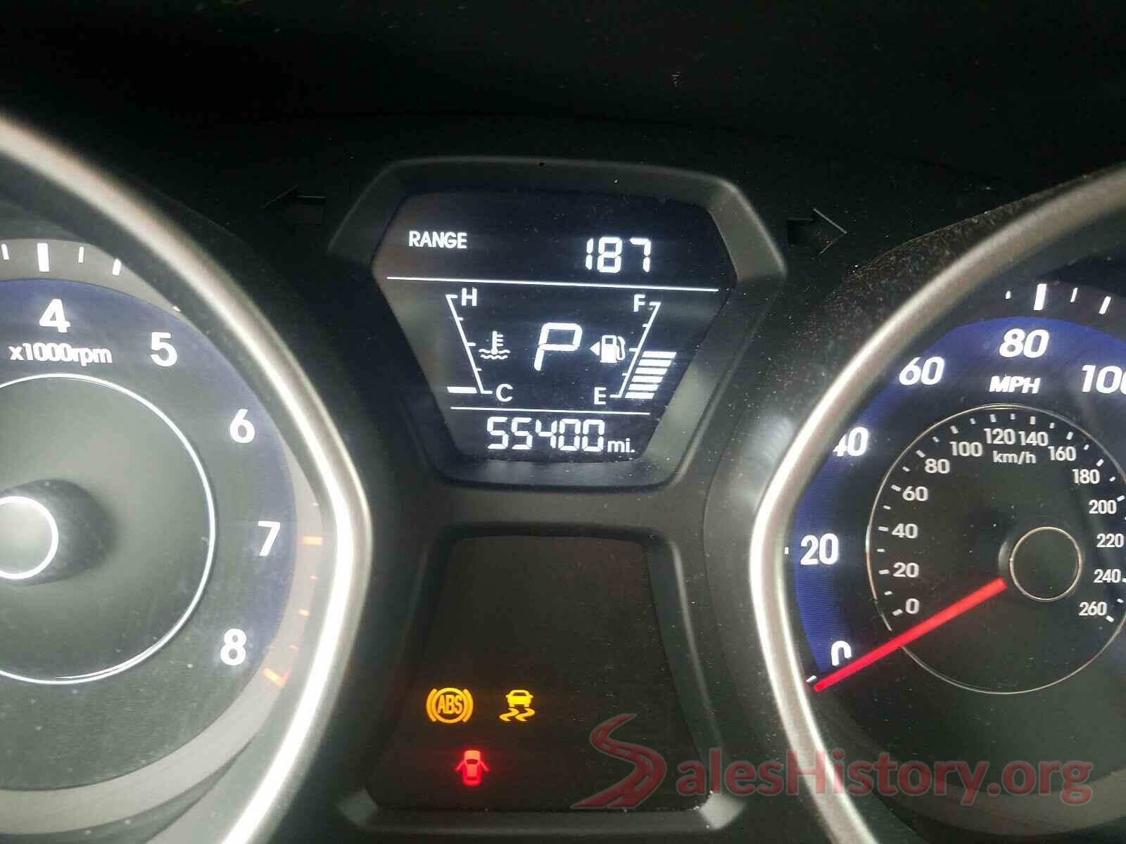 5NPDH4AE5GH795698 2016 HYUNDAI ELANTRA