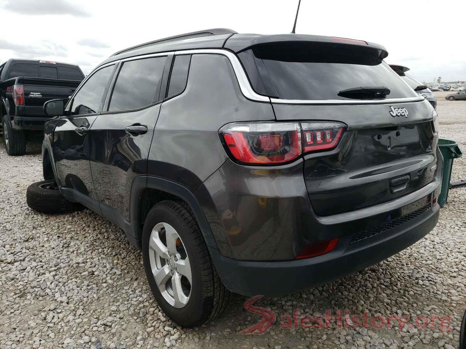 3C4NJCBB4JT105633 2018 JEEP COMPASS