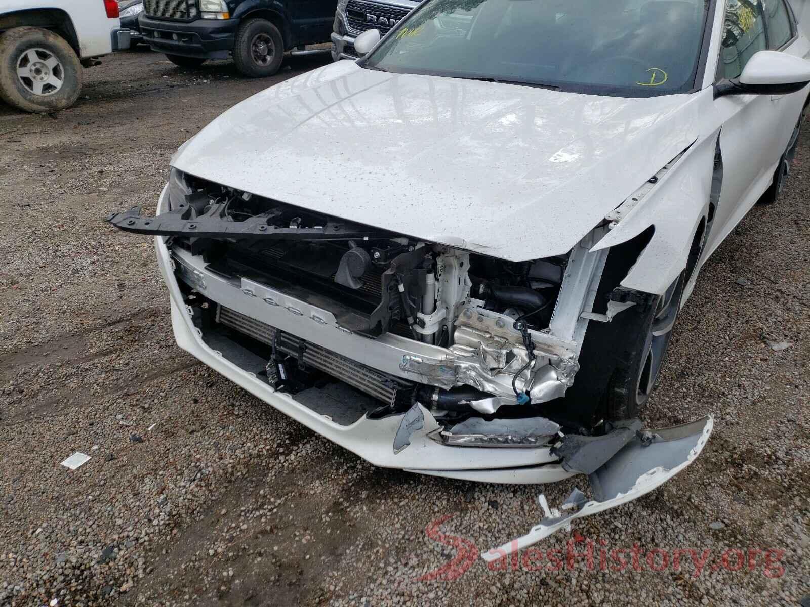 1HGCV1F34JA226979 2018 HONDA ACCORD