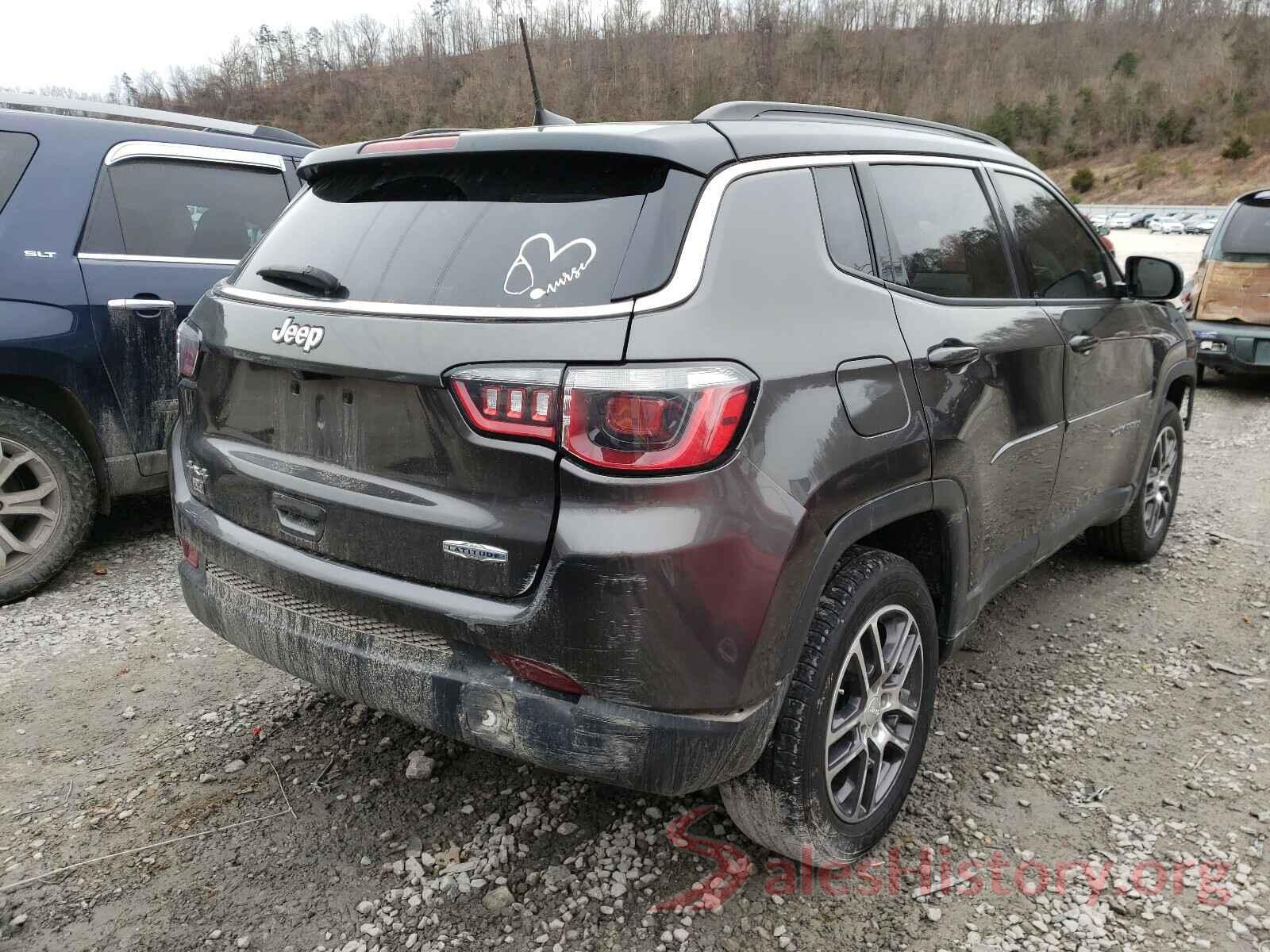 3C4NJDBB9JT175960 2018 JEEP COMPASS