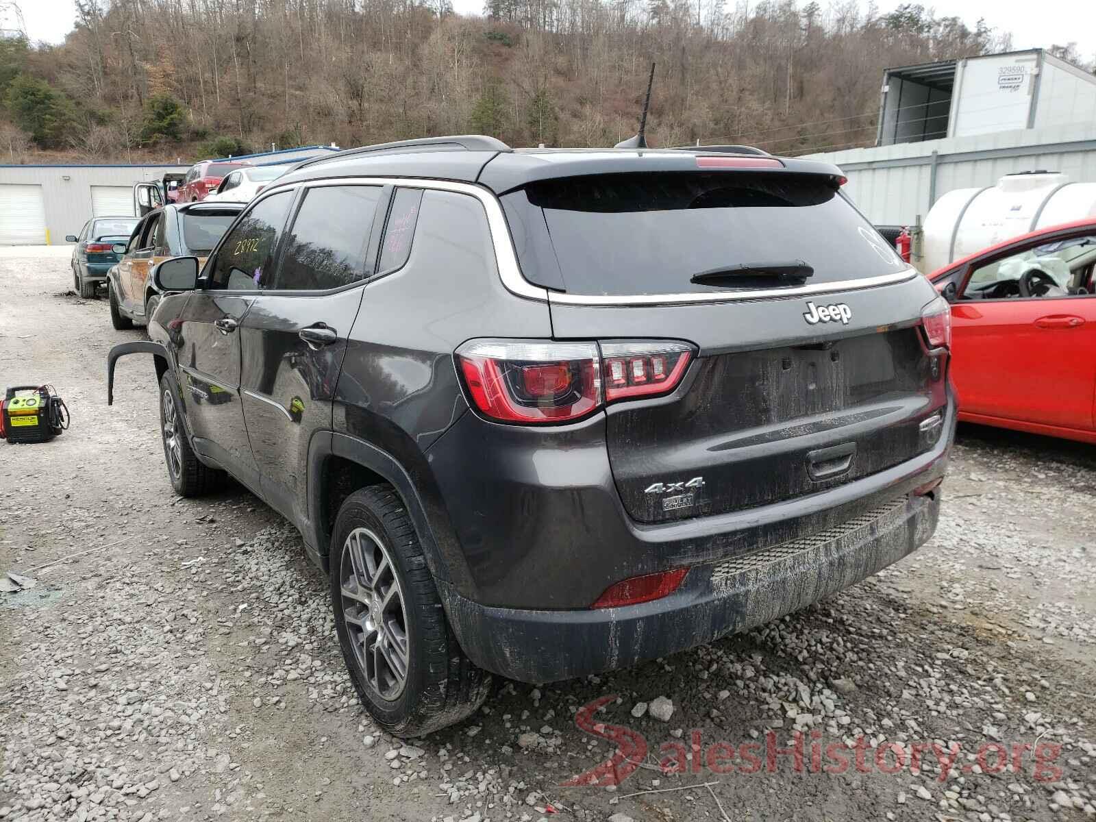 3C4NJDBB9JT175960 2018 JEEP COMPASS