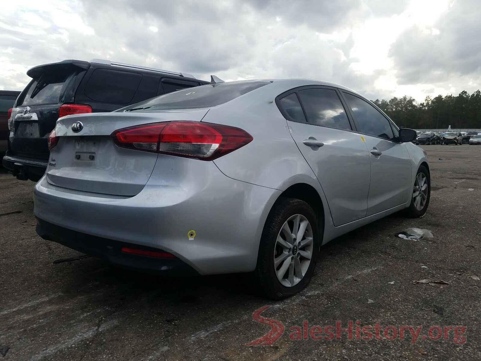 3KPFL4A71HE130411 2017 KIA FORTE