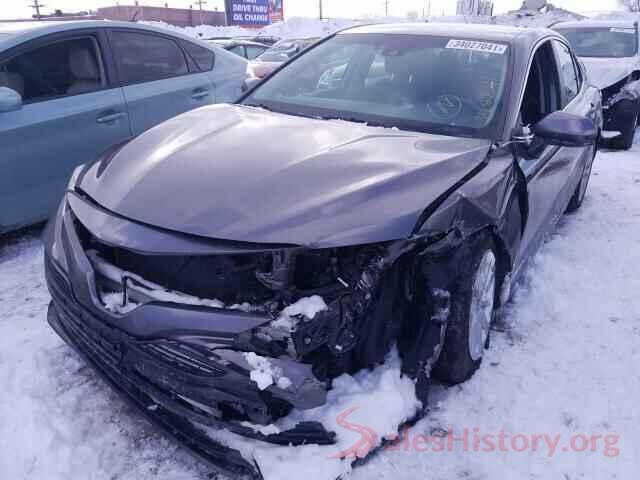 4T1B11HK2JU562117 2018 TOYOTA CAMRY