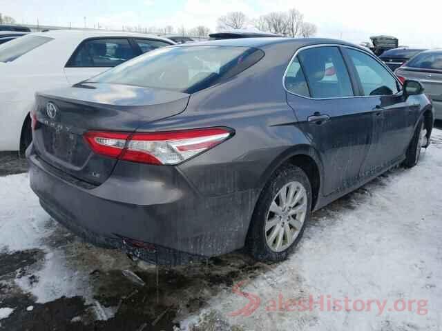 4T1B11HK2JU562117 2018 TOYOTA CAMRY