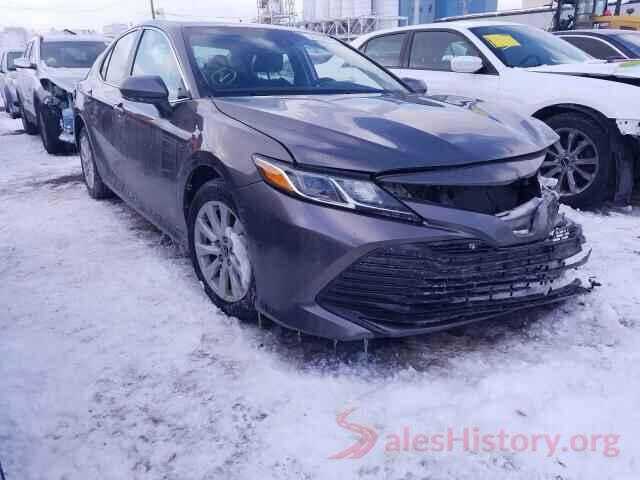 4T1B11HK2JU562117 2018 TOYOTA CAMRY