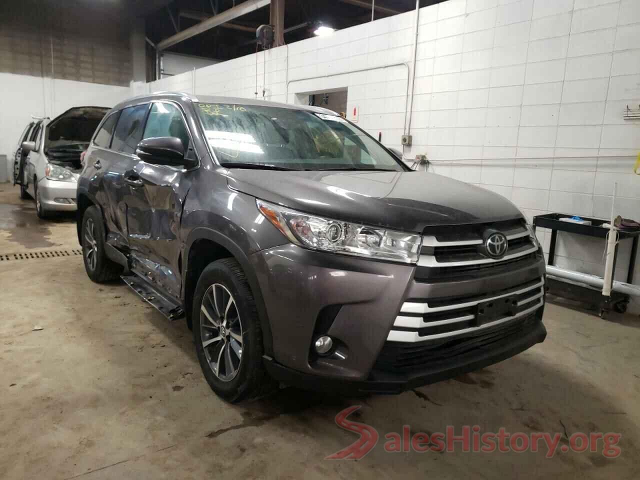 5TDJZRFH8KS614161 2019 TOYOTA HIGHLANDER