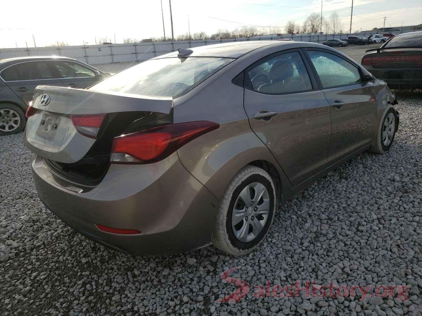 5NPDH4AE3GH725598 2016 HYUNDAI ELANTRA