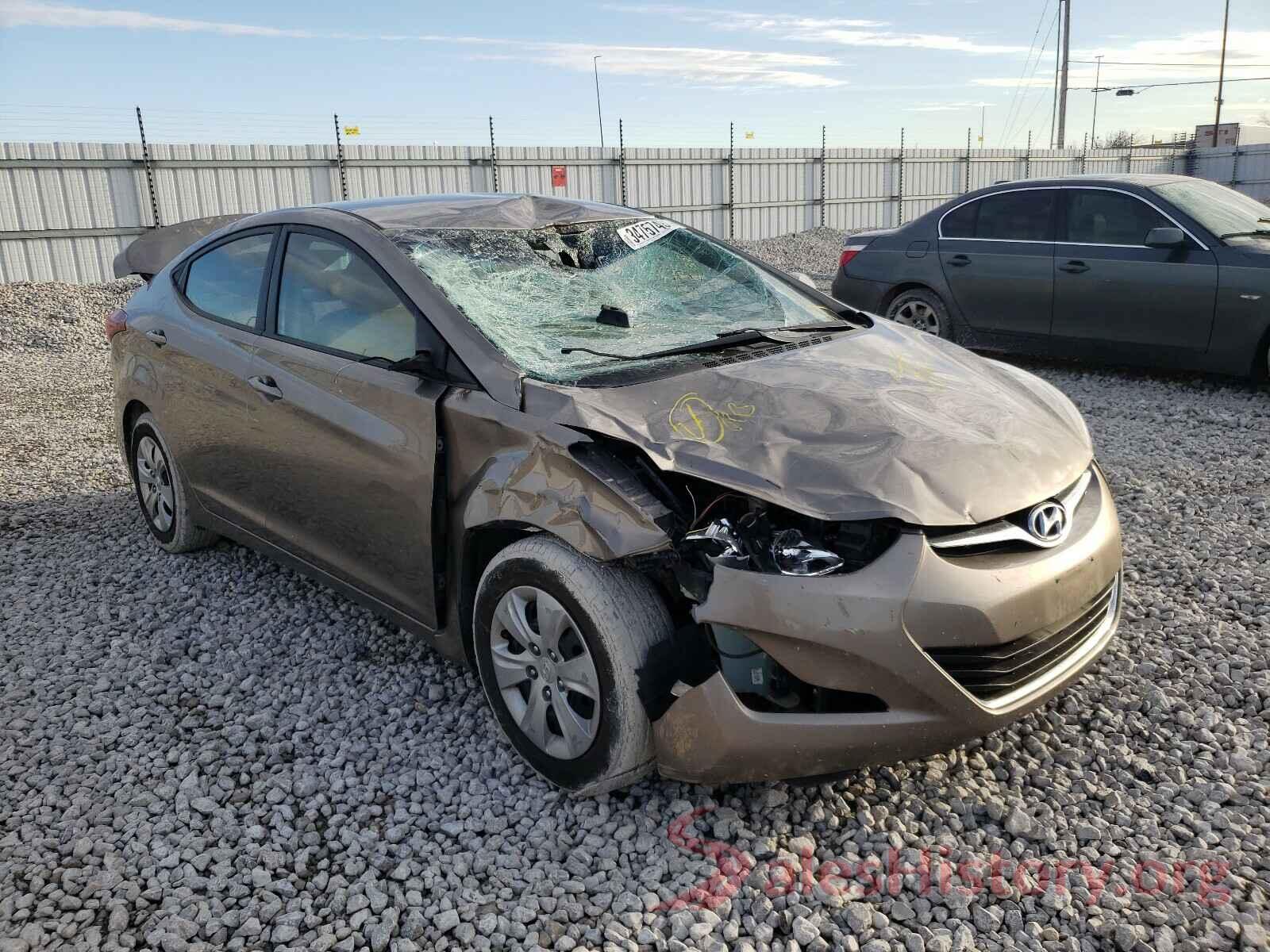 5NPDH4AE3GH725598 2016 HYUNDAI ELANTRA