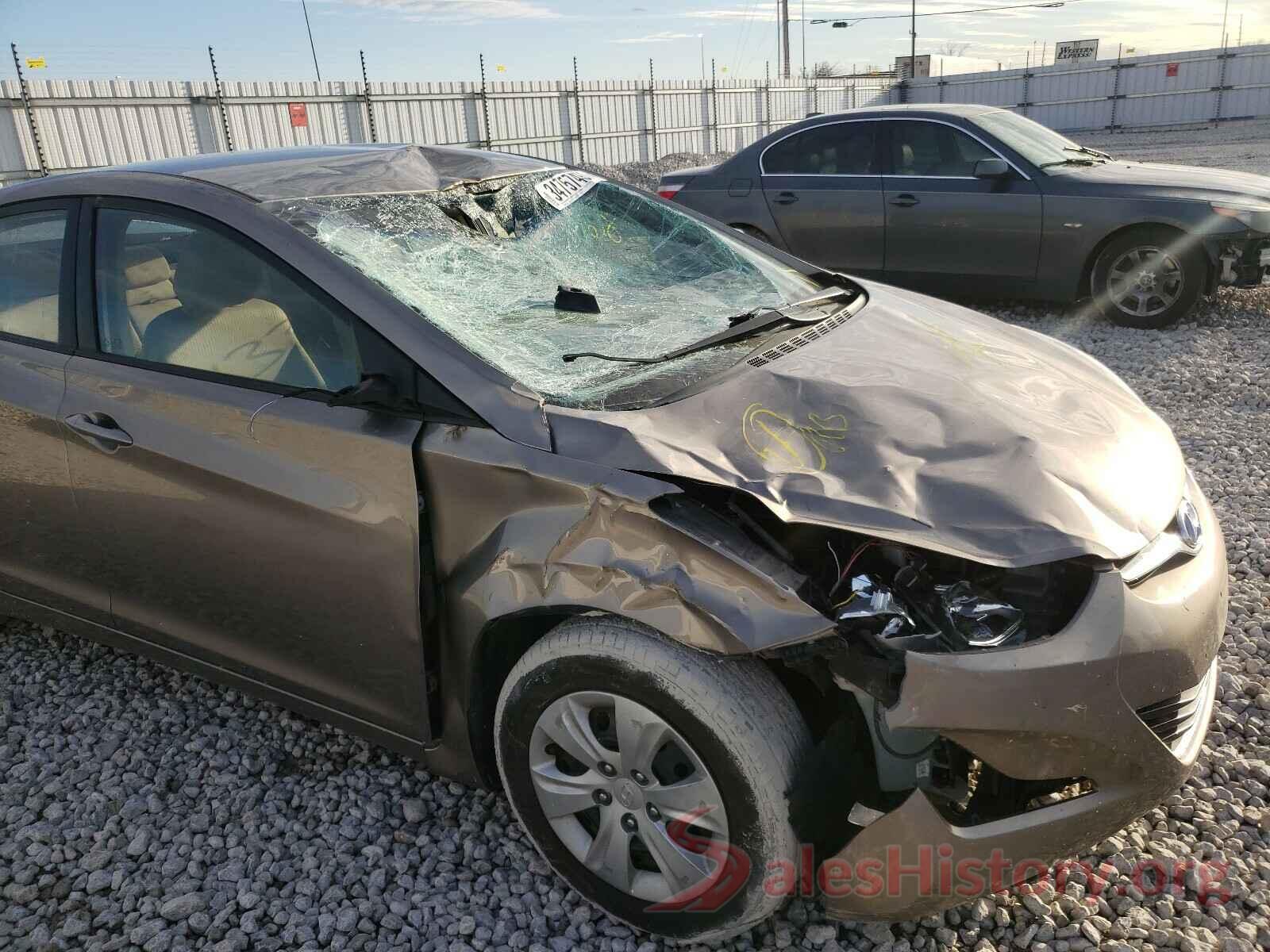 5NPDH4AE3GH725598 2016 HYUNDAI ELANTRA