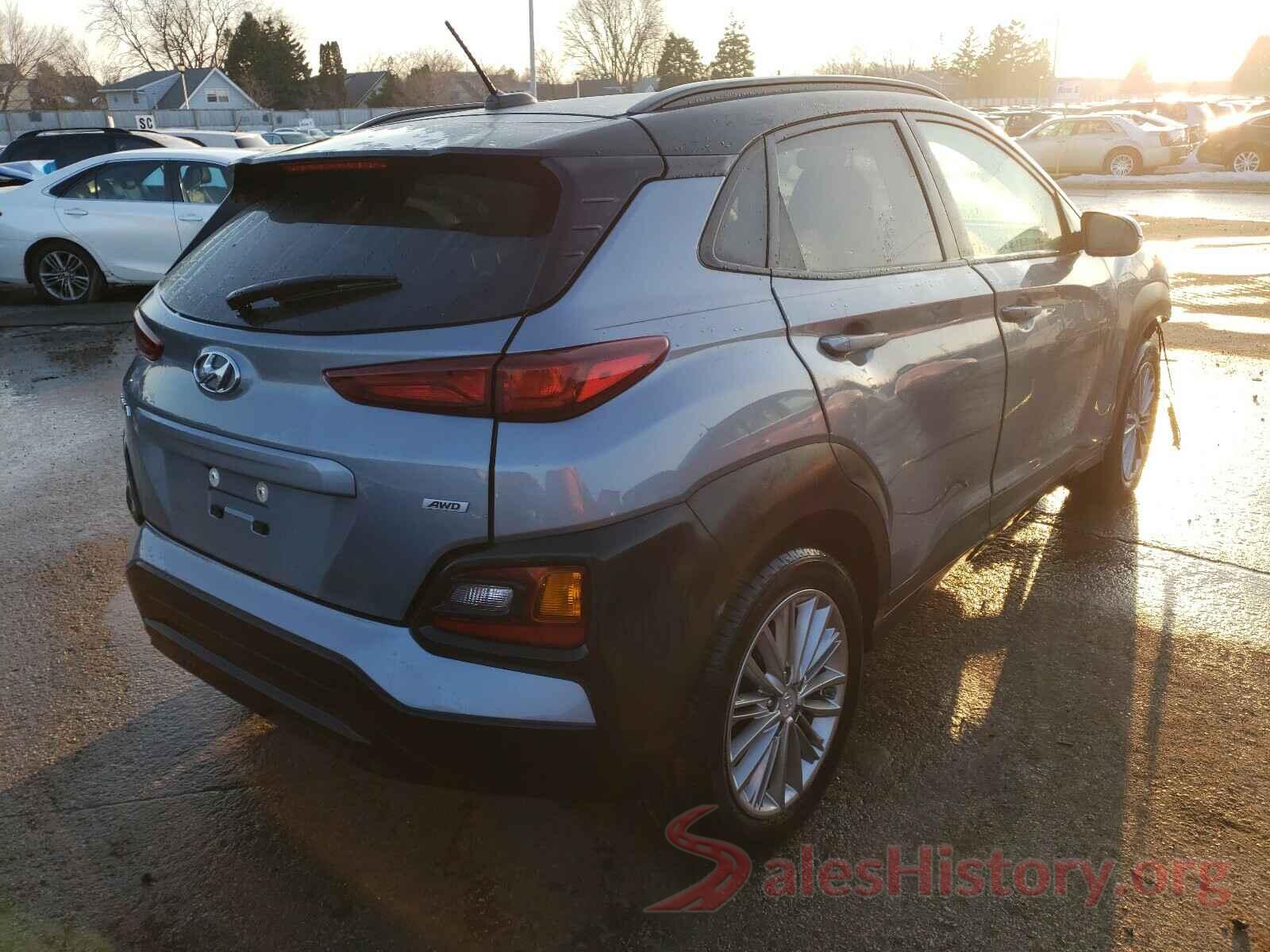 KM8K2CAA0JU070812 2018 HYUNDAI KONA