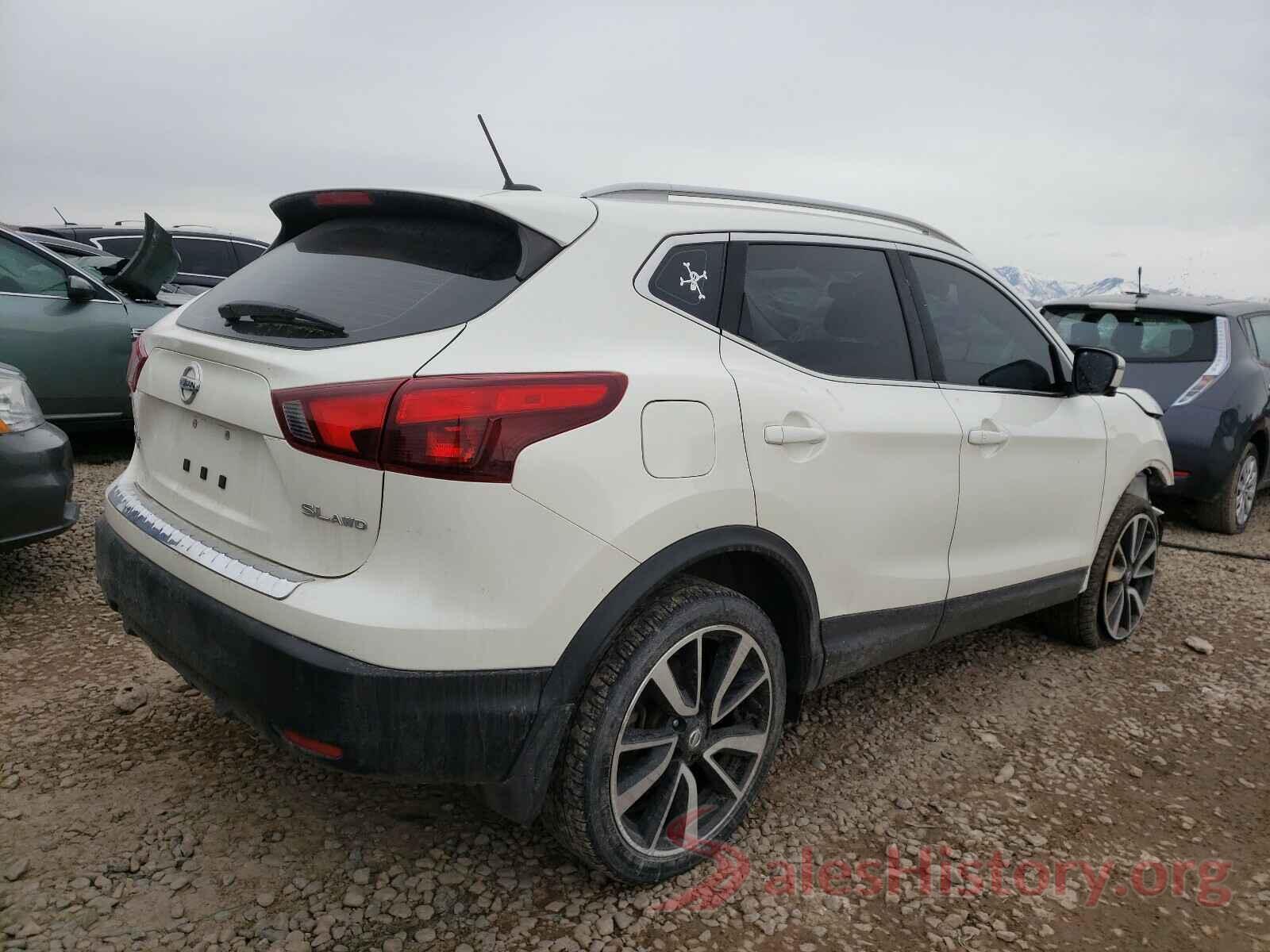 JN1BJ1CR3HW109716 2017 NISSAN ROGUE