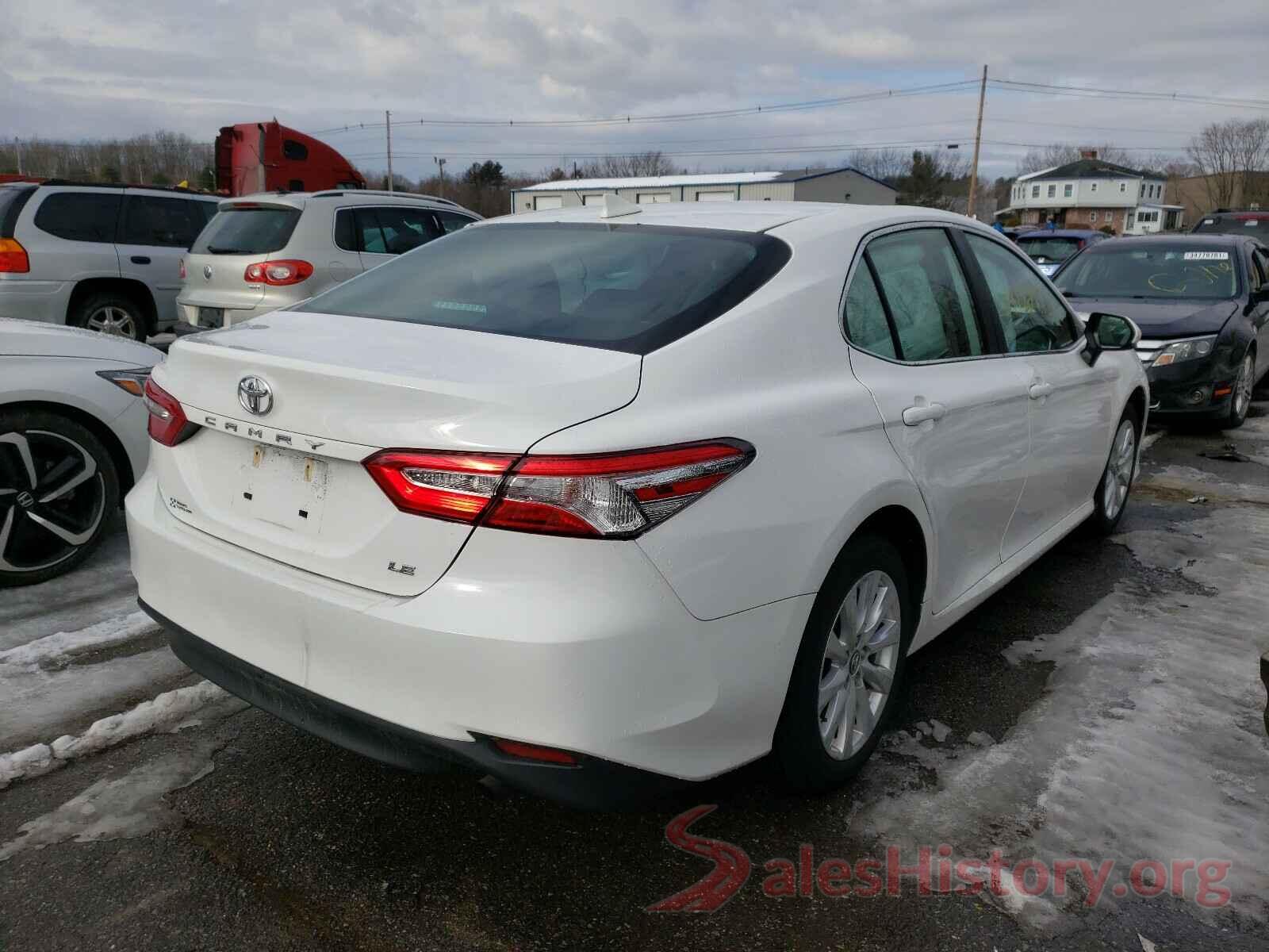 4T1B11HK1KU694724 2019 TOYOTA CAMRY