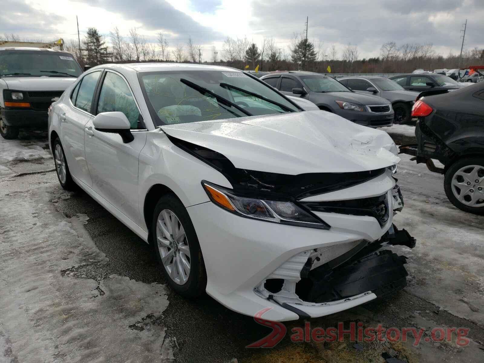 4T1B11HK1KU694724 2019 TOYOTA CAMRY