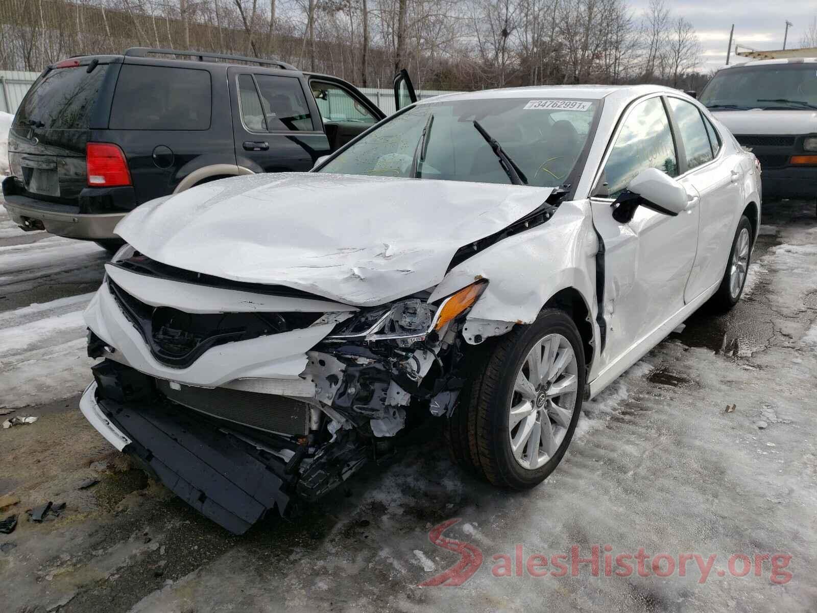 4T1B11HK1KU694724 2019 TOYOTA CAMRY