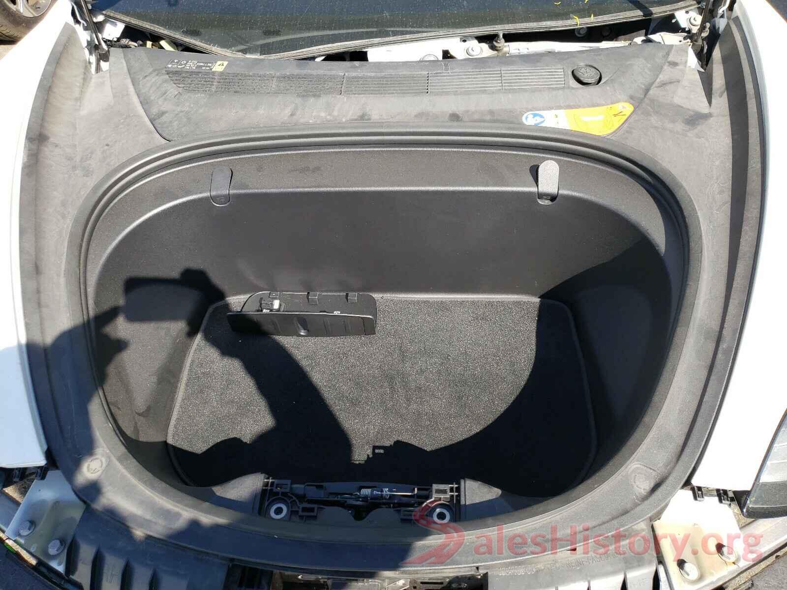 5YJ3E1EA1JF005653 2018 TESLA MODEL 3