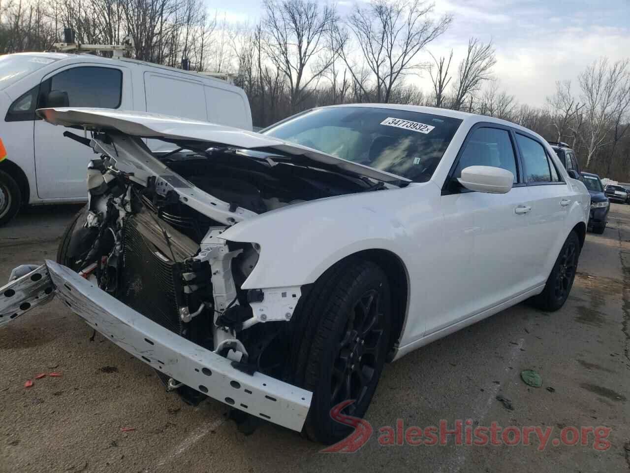 2C3CCAGG9KH649036 2019 CHRYSLER 300