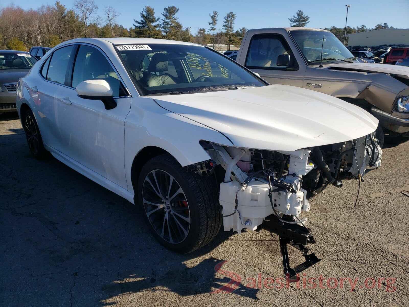 JTNB11HKXJ3018986 2018 TOYOTA CAMRY