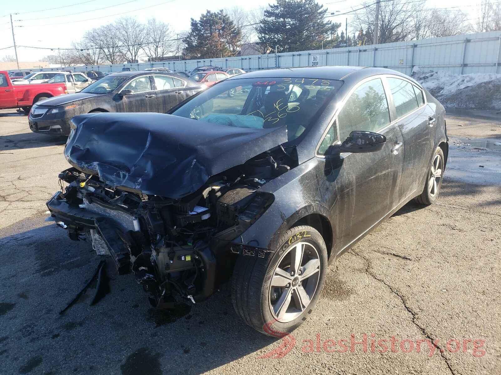 3KPFL4A77JE253605 2018 KIA FORTE