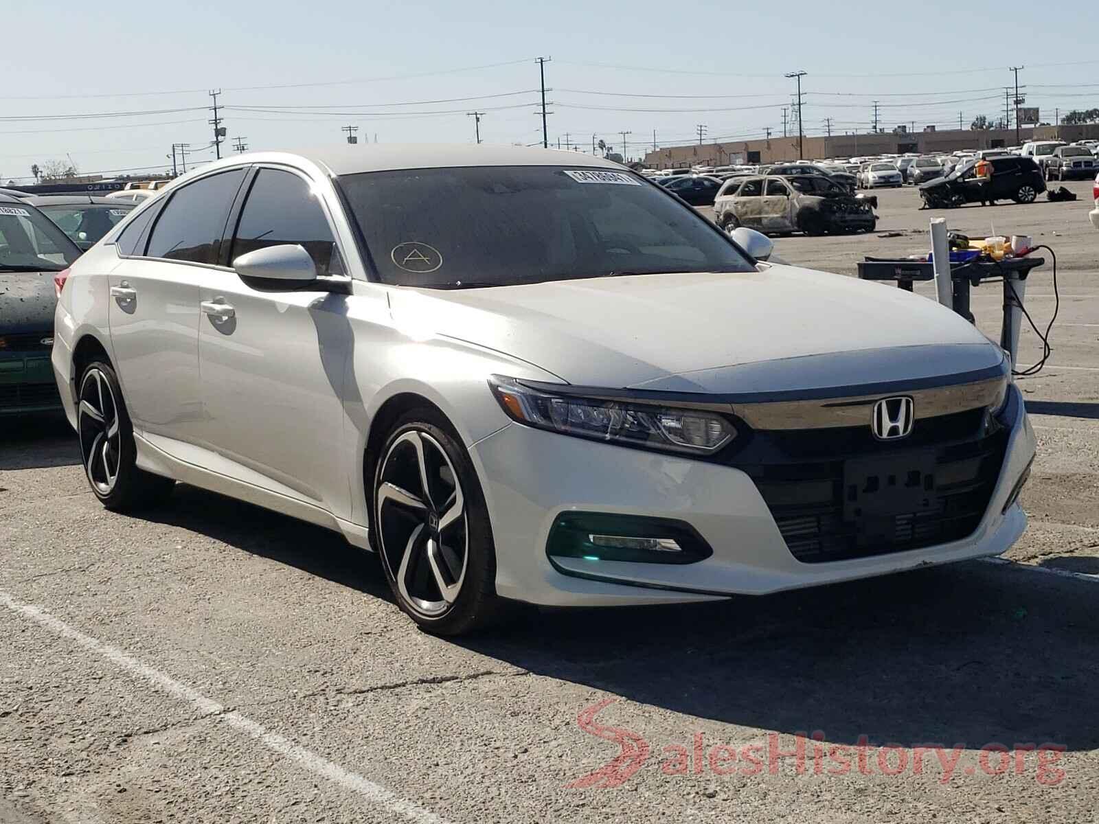 1HGCV1F36KA161845 2019 HONDA ACCORD