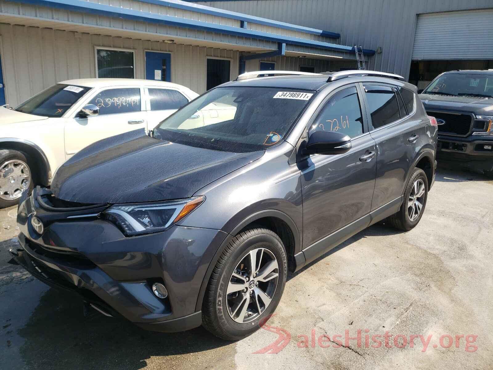 JTMWFREV8HD102720 2017 TOYOTA RAV4