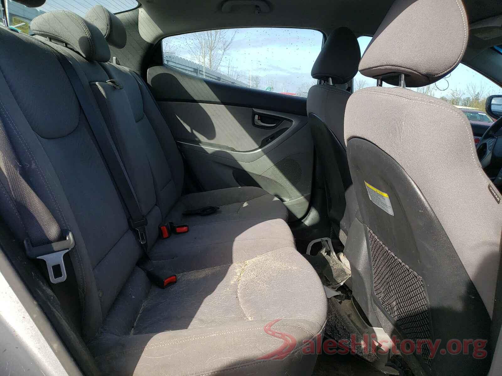 KMHDH4AH8GU489039 2016 HYUNDAI ELANTRA