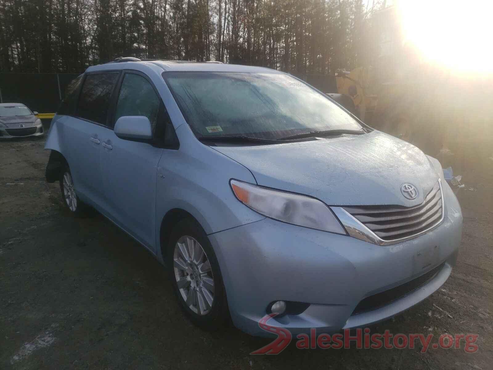 5TDDZ3DC7HS150239 2017 TOYOTA SIENNA