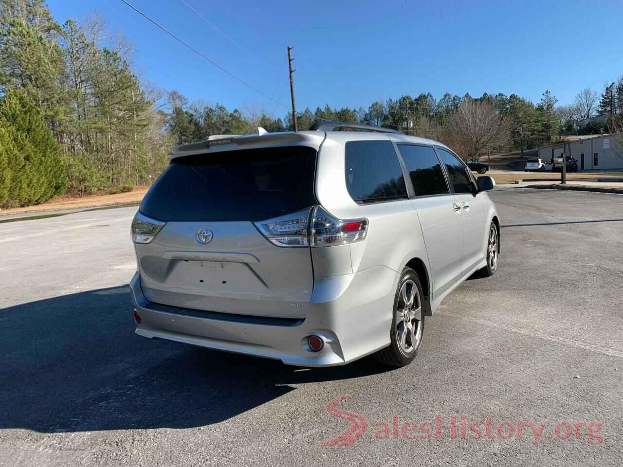 5TDXZ3DC2LS059868 2020 TOYOTA SIENNA