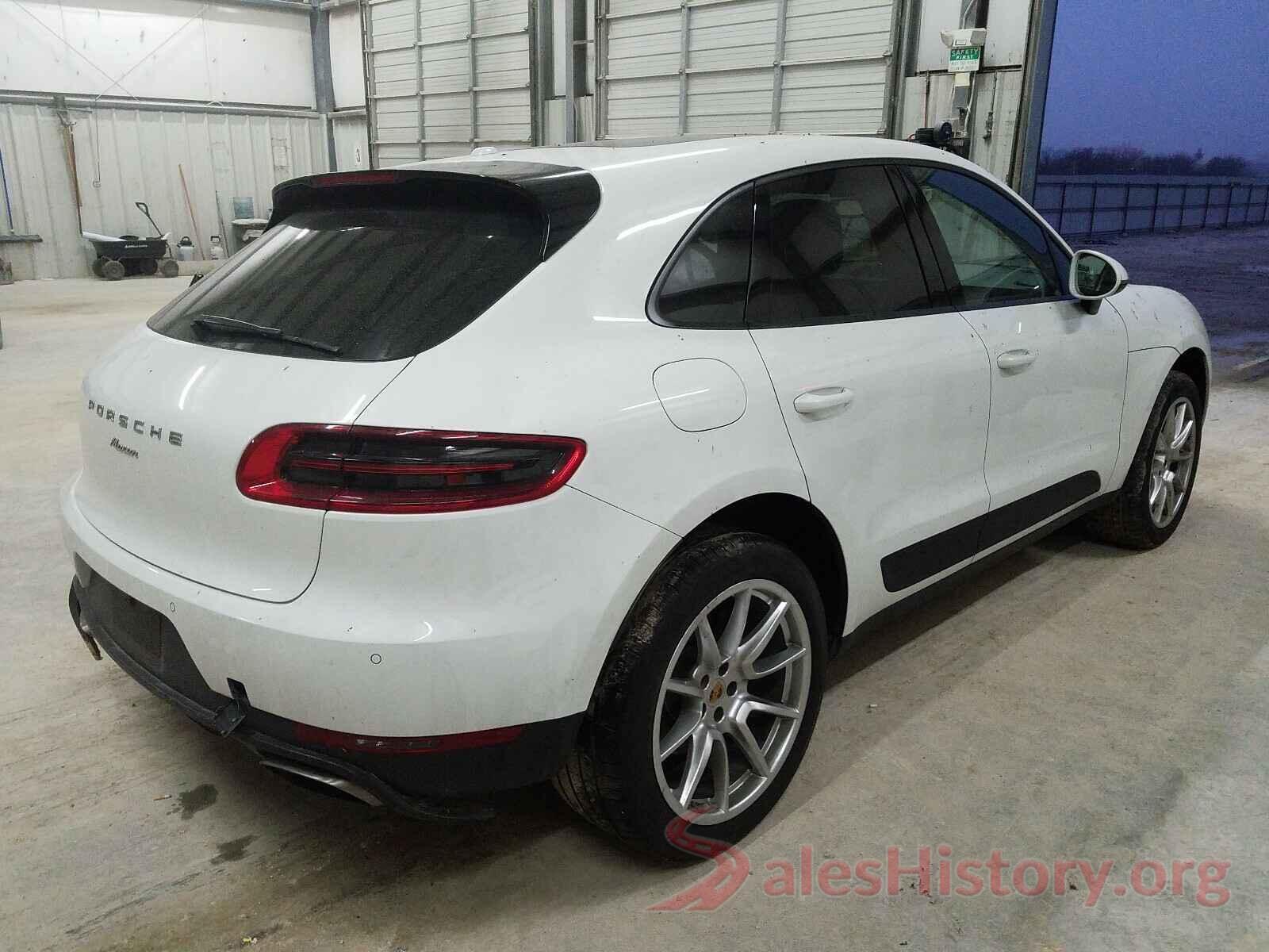 WP1AA2A58JLB10686 2018 PORSCHE MACAN