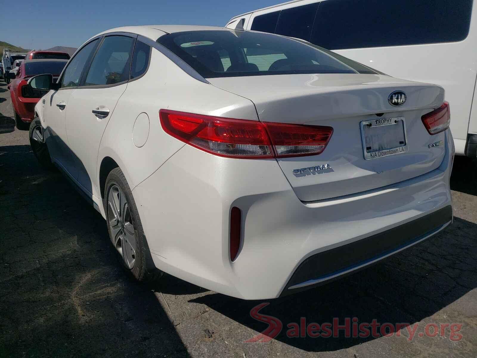 KNAGV4LD5J5026097 2018 KIA OPTIMA