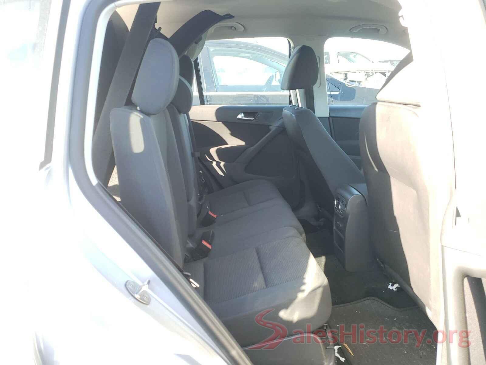 WVGAV7AX2HK050291 2017 VOLKSWAGEN TIGUAN